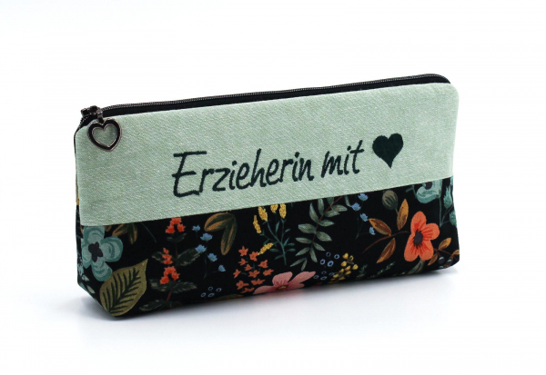 Mäppchen, Federmäppchen, Stiftemäppchen Erzieherin mit ❤